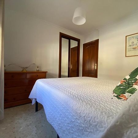 Apartamento Familiar En Barrio Reina Victoria Huelva Zewnętrze zdjęcie