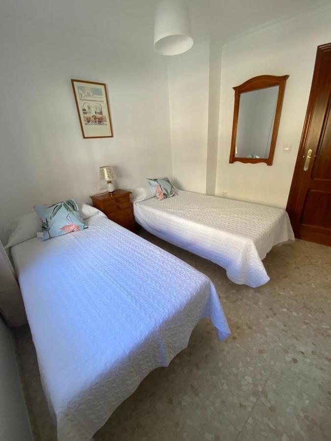 Apartamento Familiar En Barrio Reina Victoria Huelva Zewnętrze zdjęcie